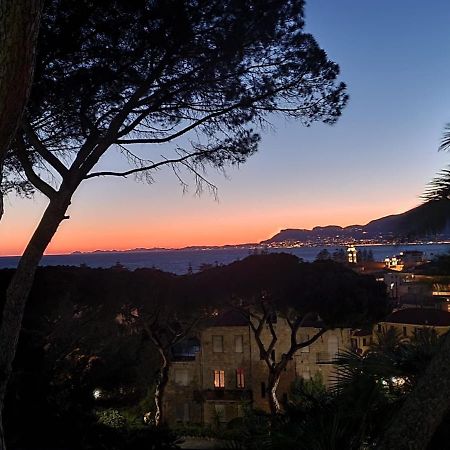 The Shell Apartment Bordighera Exterior foto